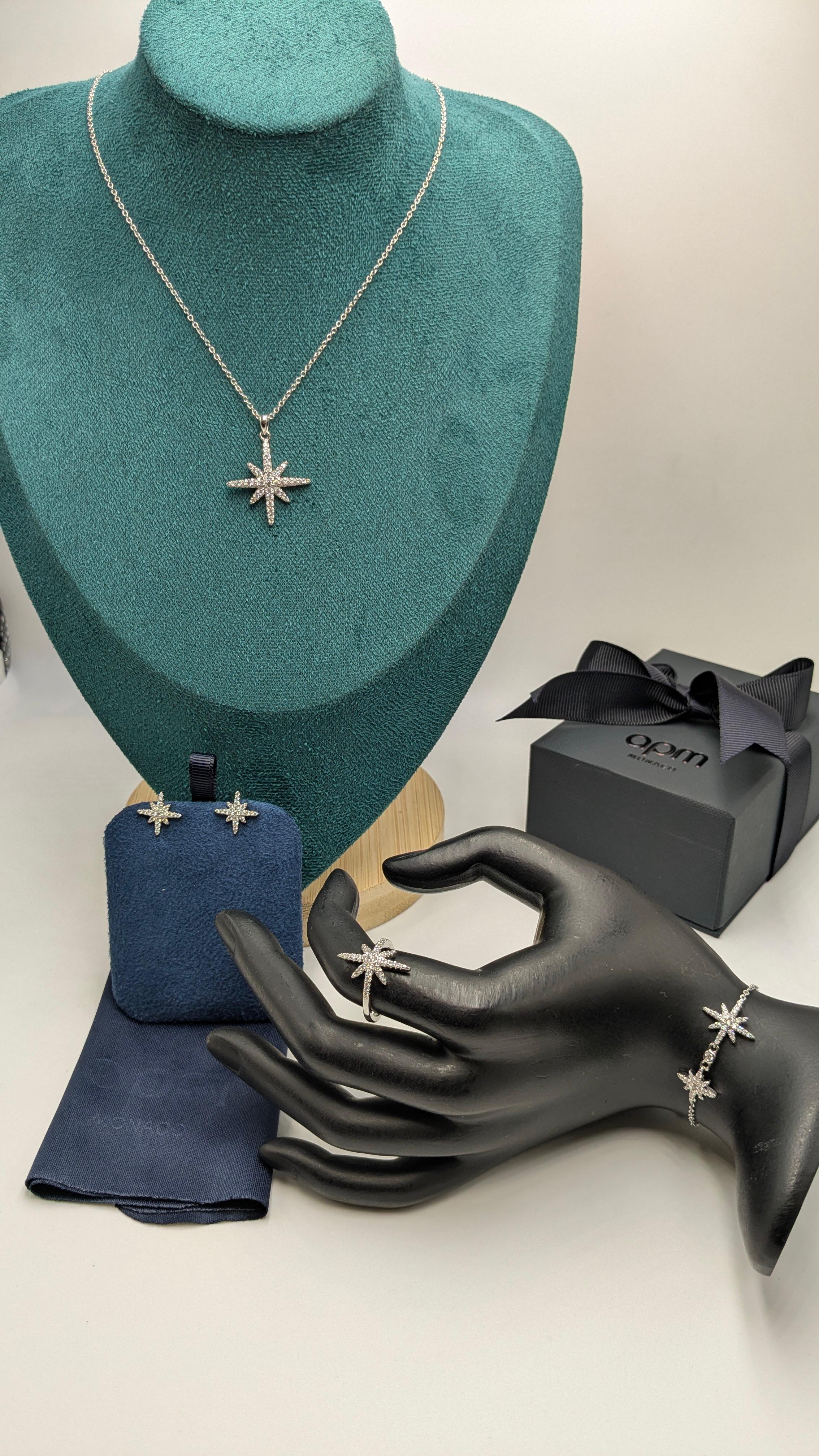 APM NECKLACE, EARRINGS, BRACELET & FINGER RING