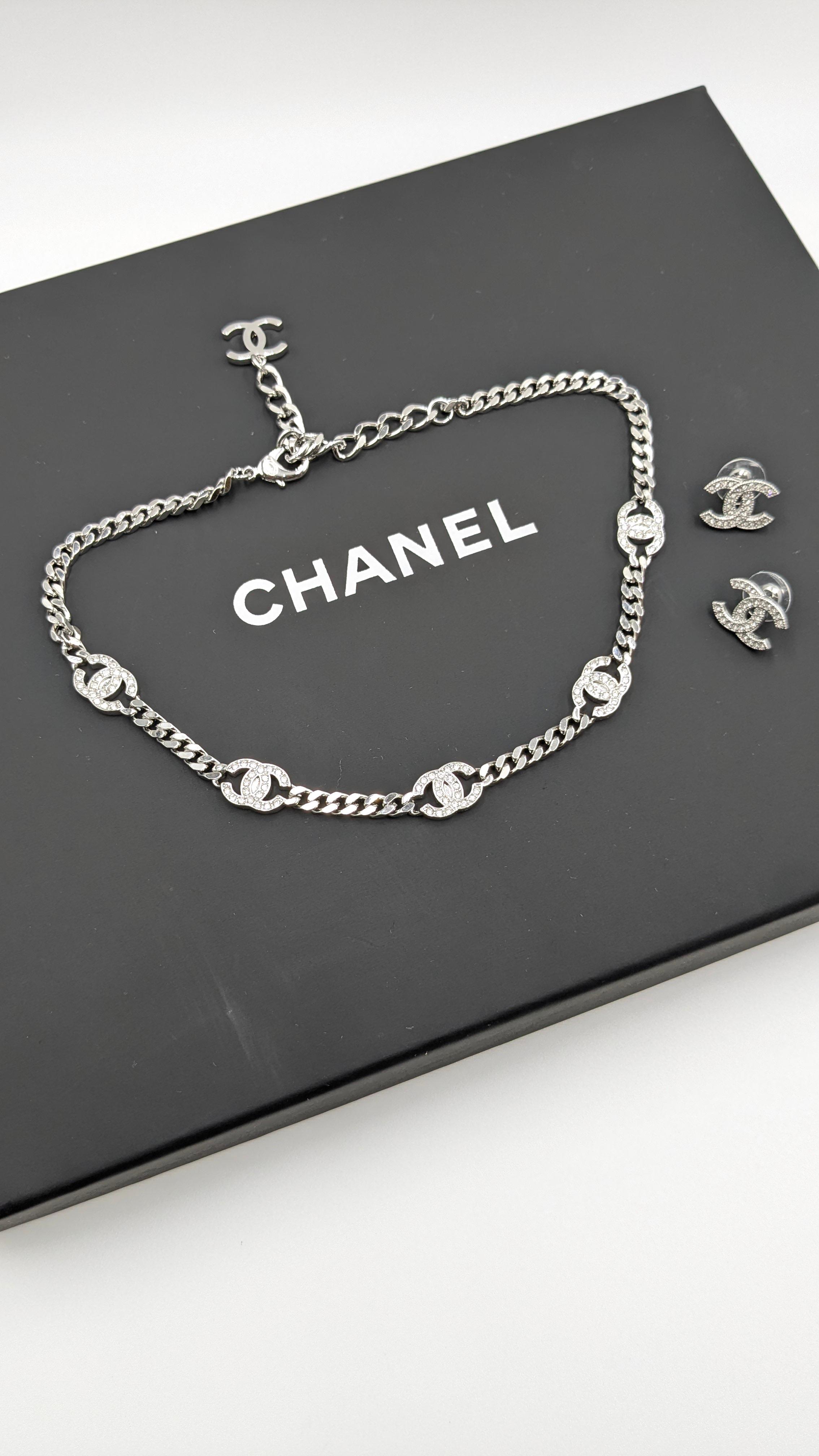CHANEL CHOKER NECKLACE & EARRINGS