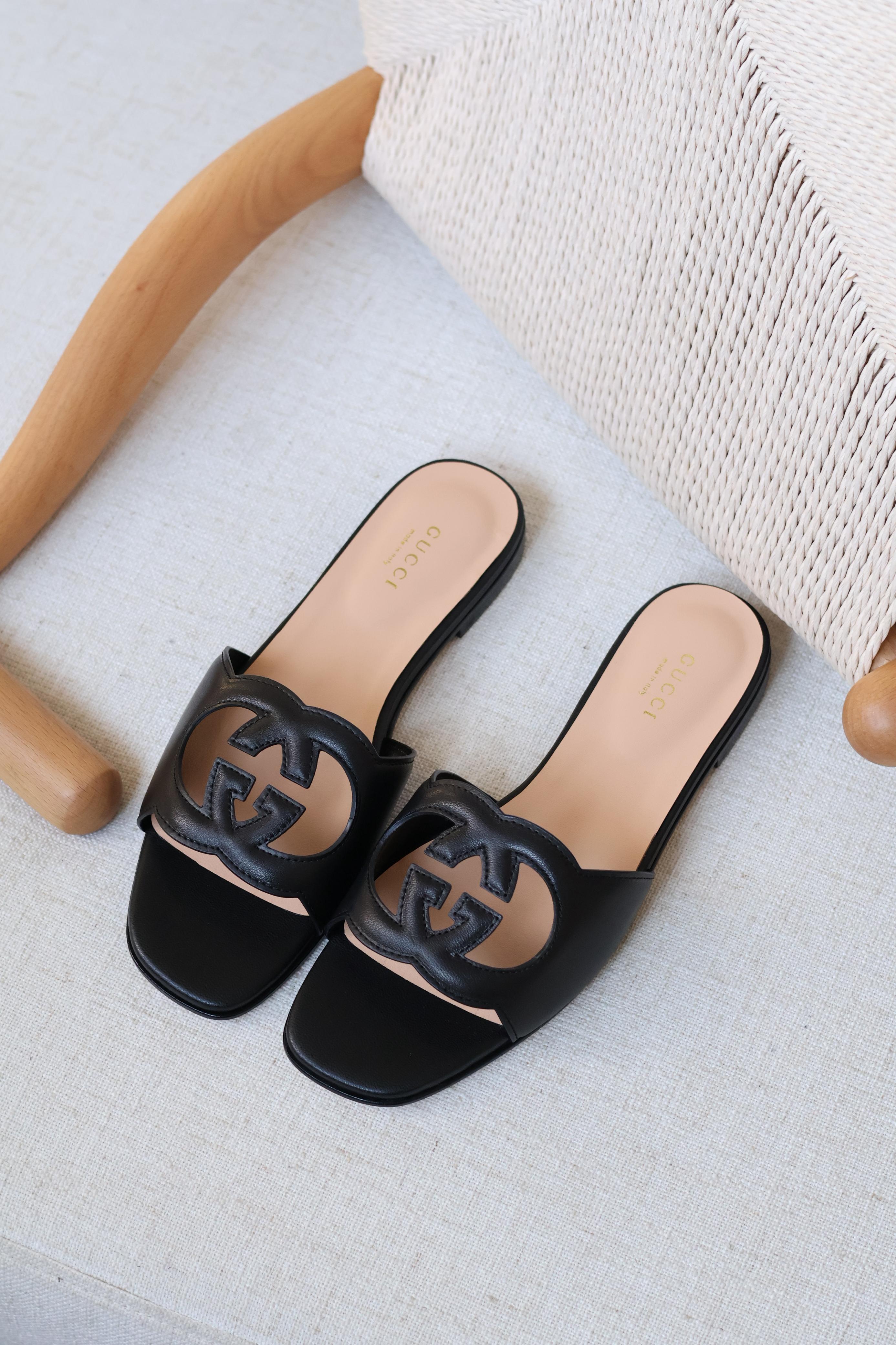 GUCCI INTERLOCKING G CUT-OUT SLIDE SANDAL
