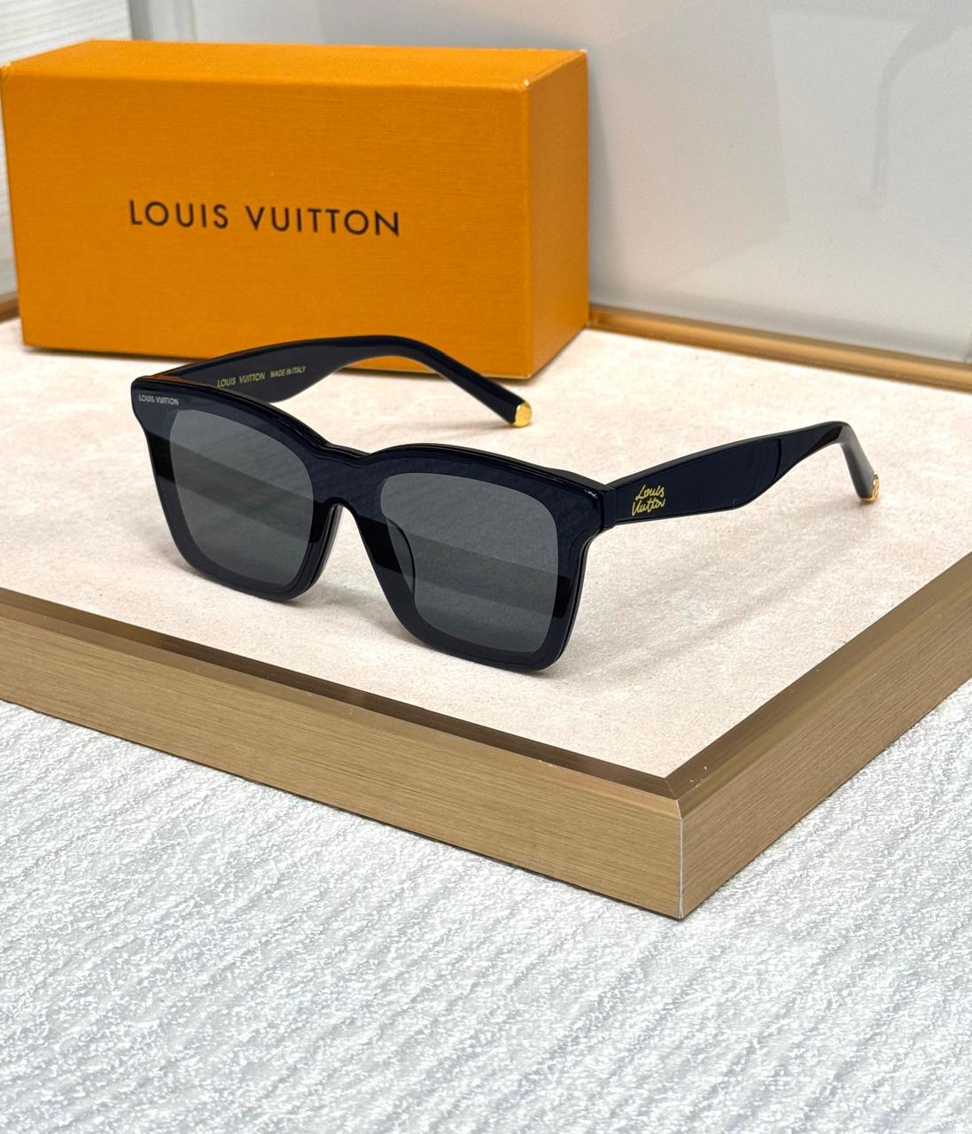 LOUIS VUITTON GLASSES