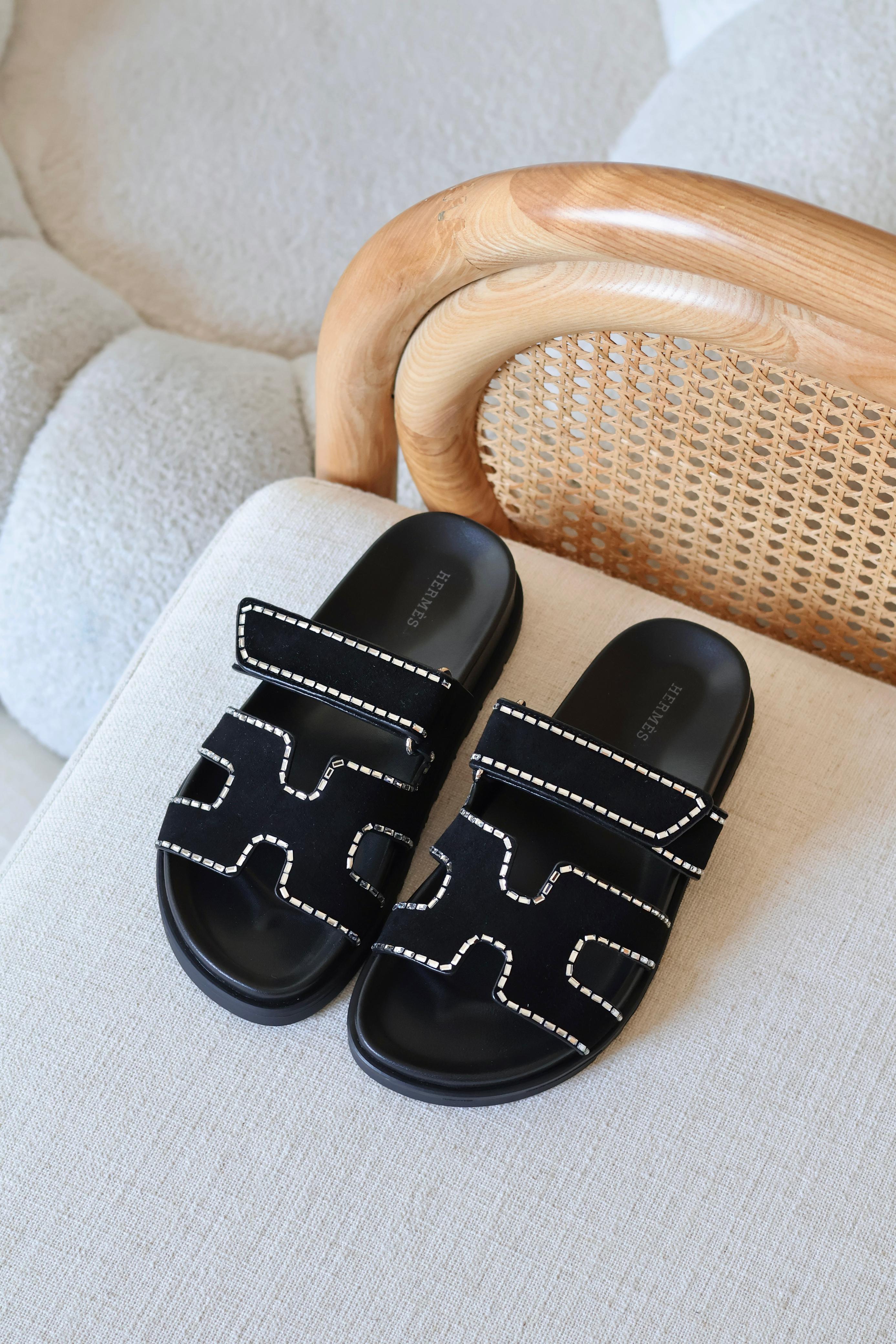 HERMES CHYPRE SANDAL CONTRAST