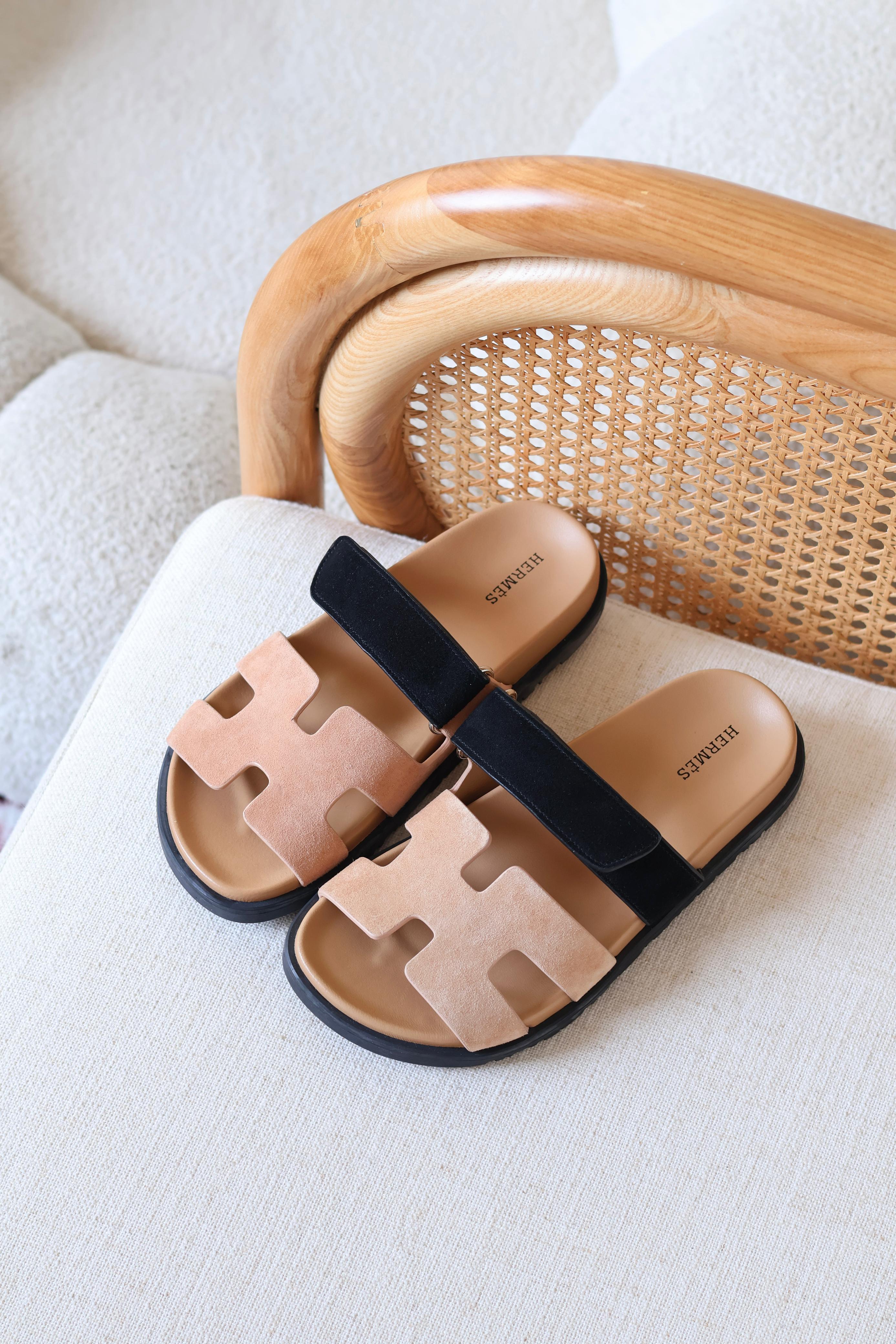 HERMES CHYPRE SANDAL CONTRAST