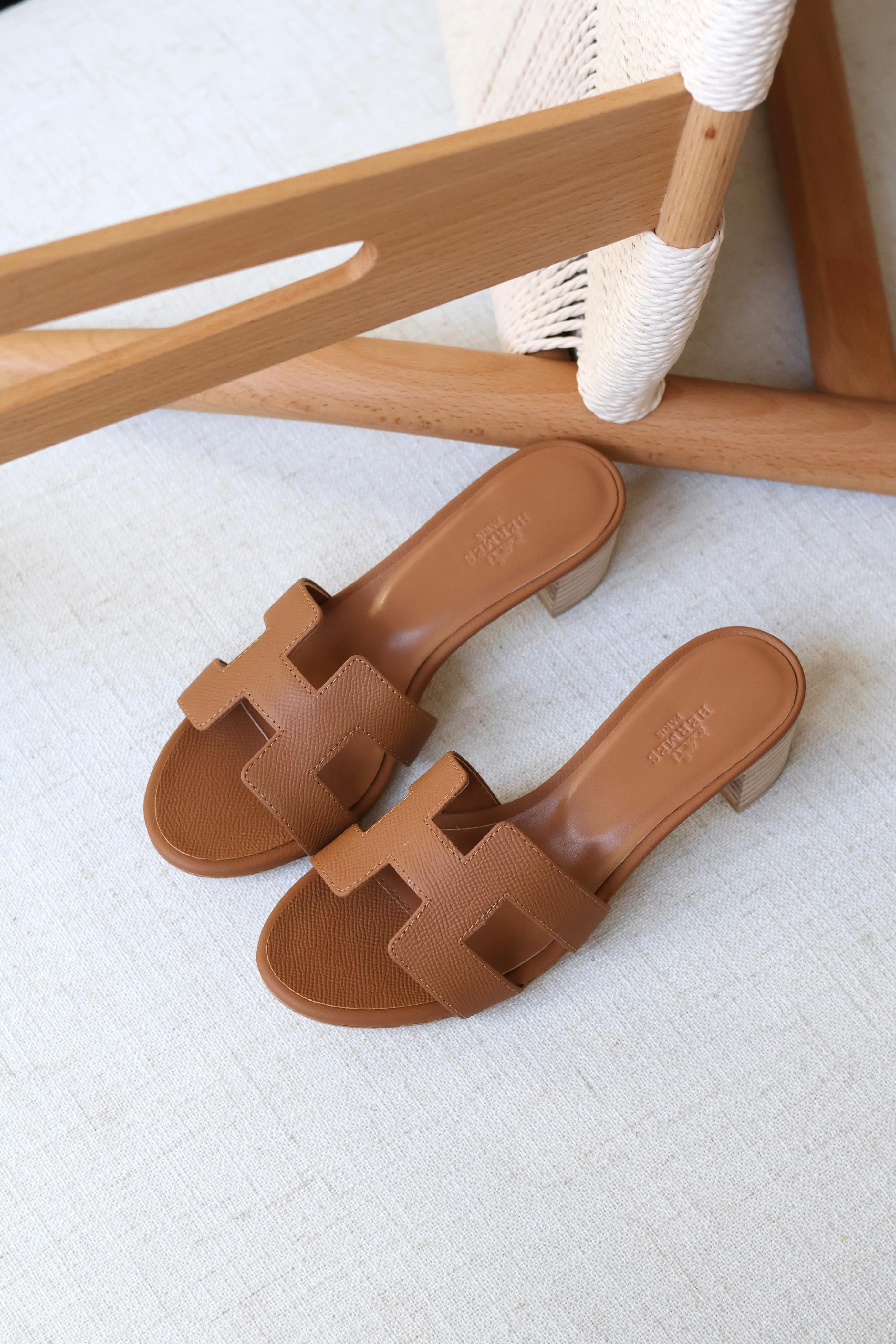 HERMES ORAN HEEL