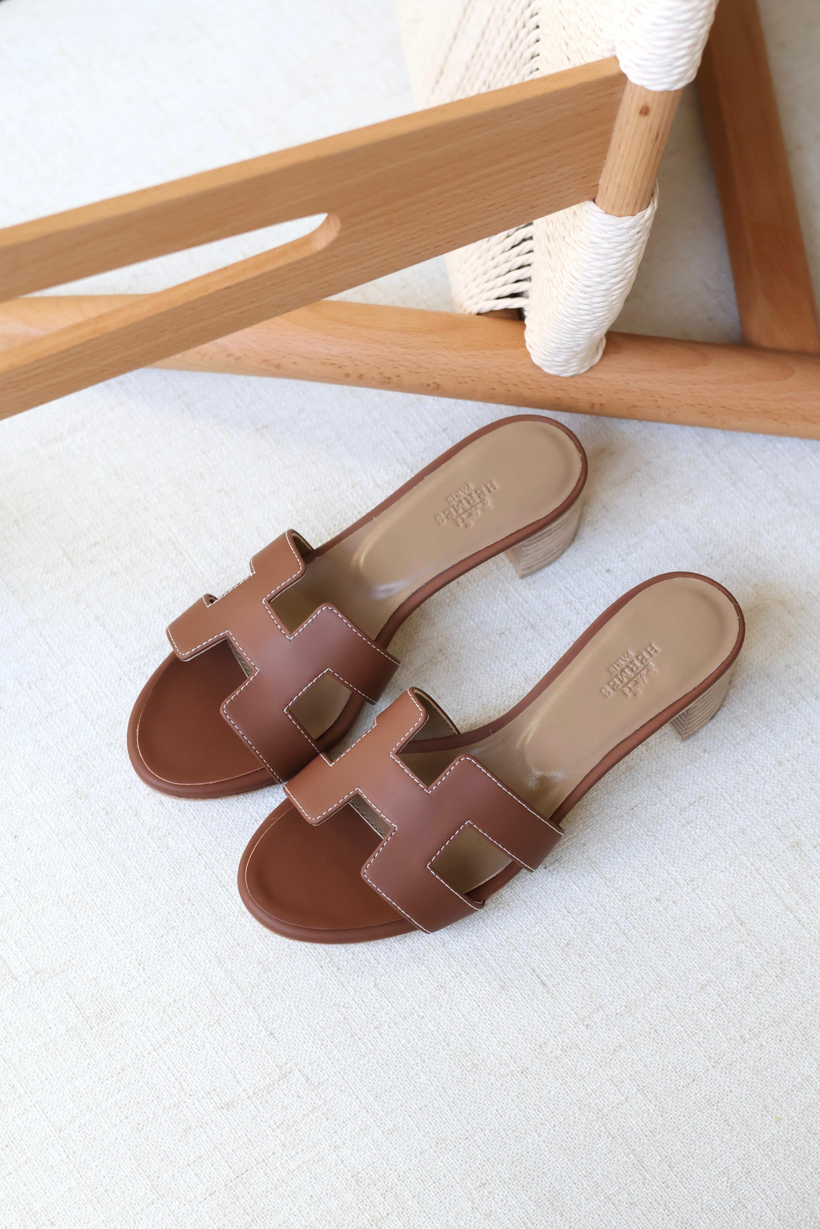 HERMES ORAN HEEL