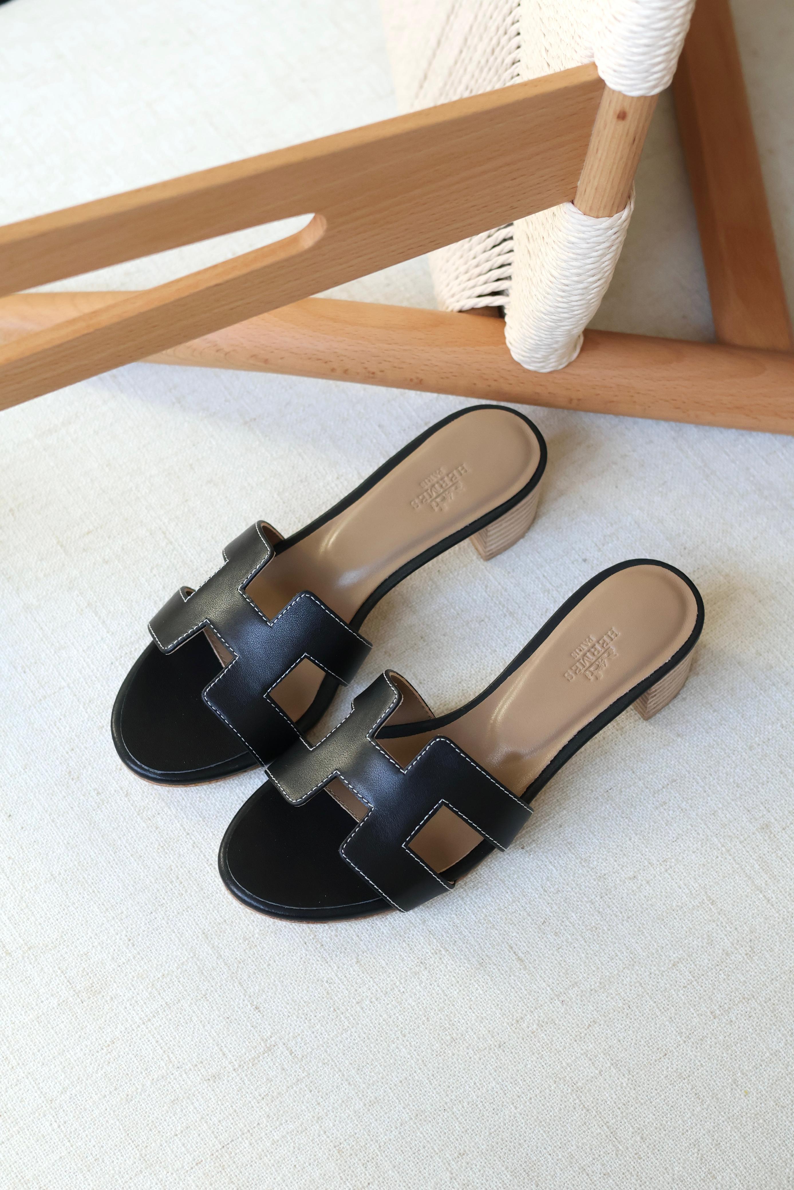 HERMES ORAN HEEL