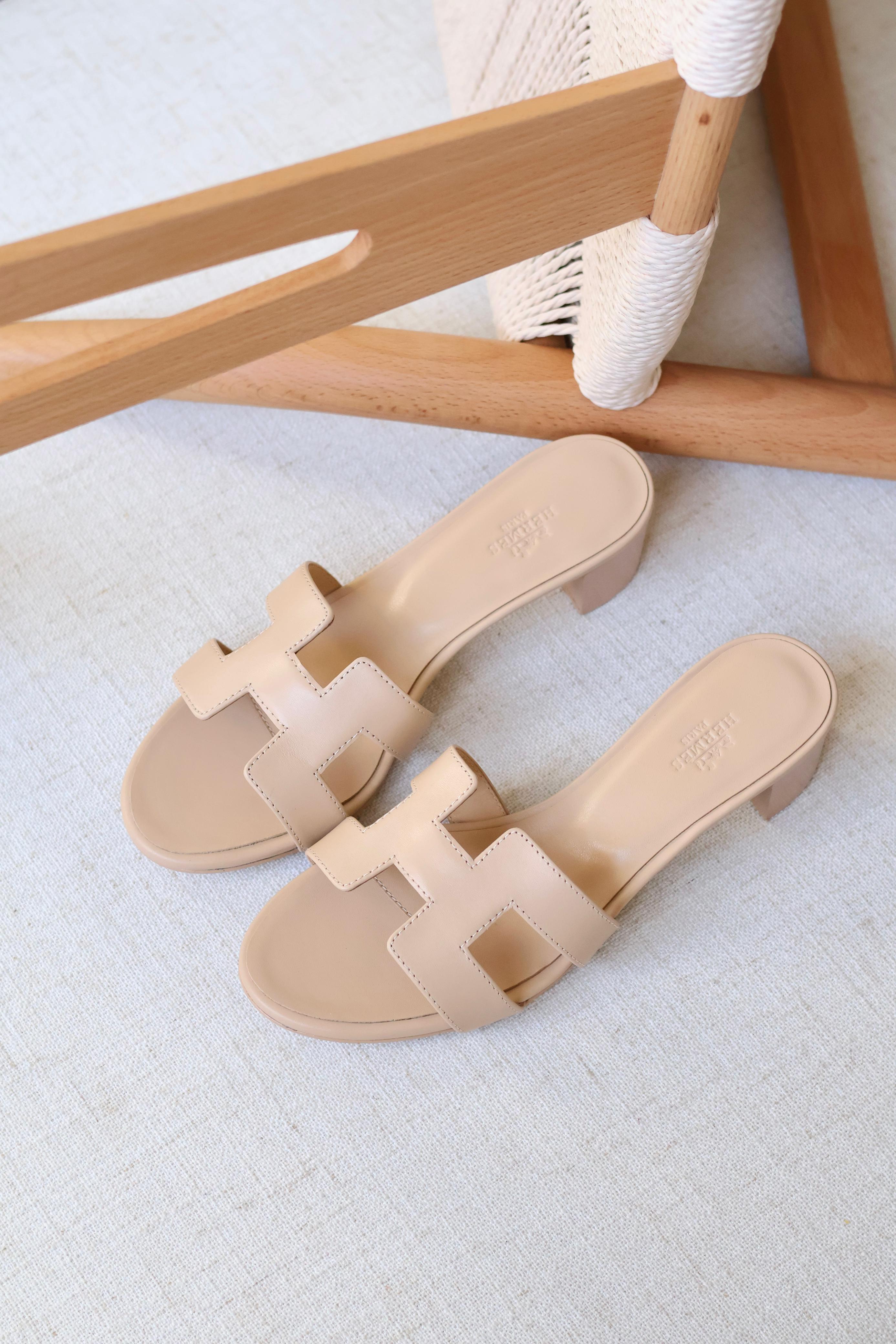 HERMES ORAN HEEL