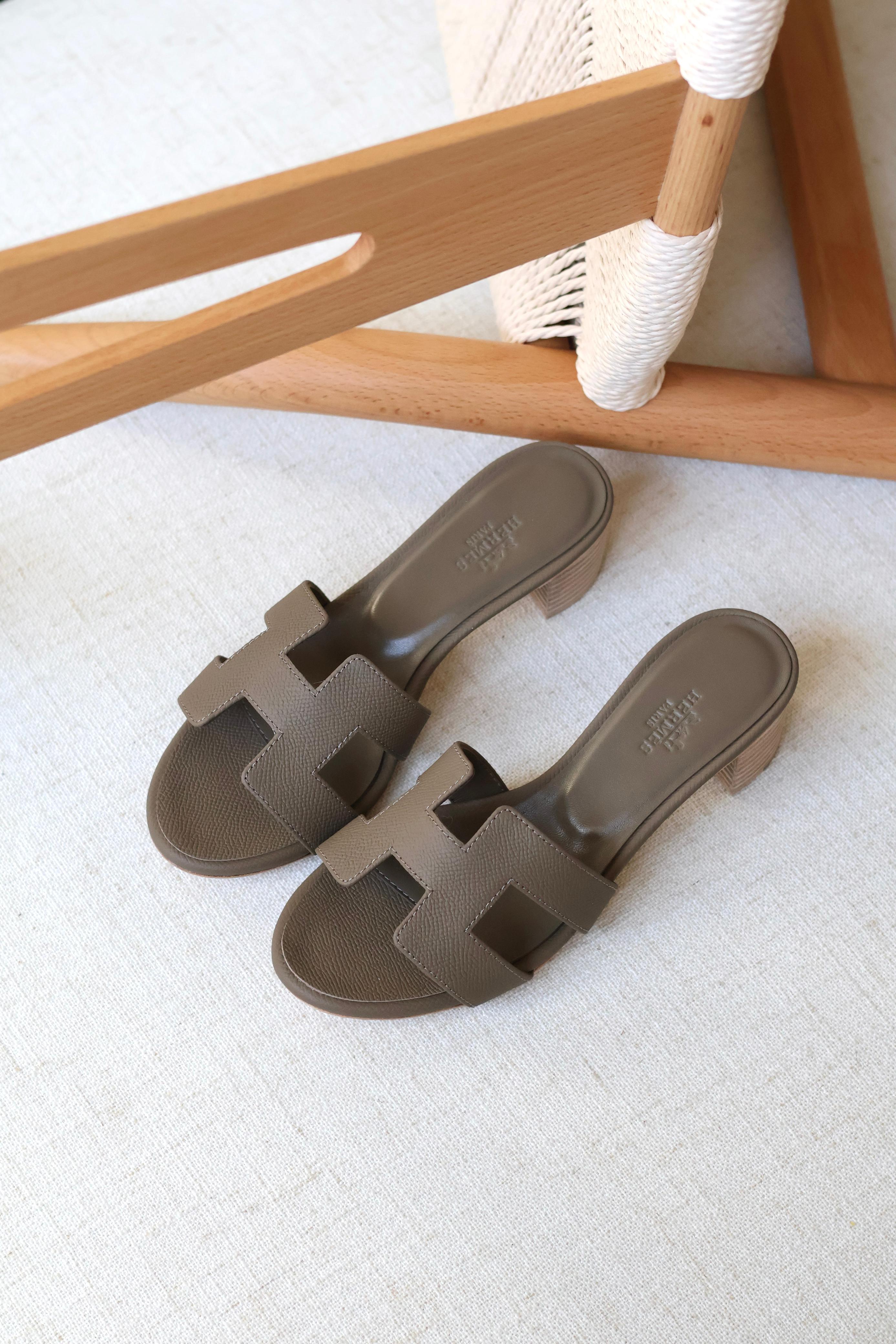 HERMES ORAN HEEL