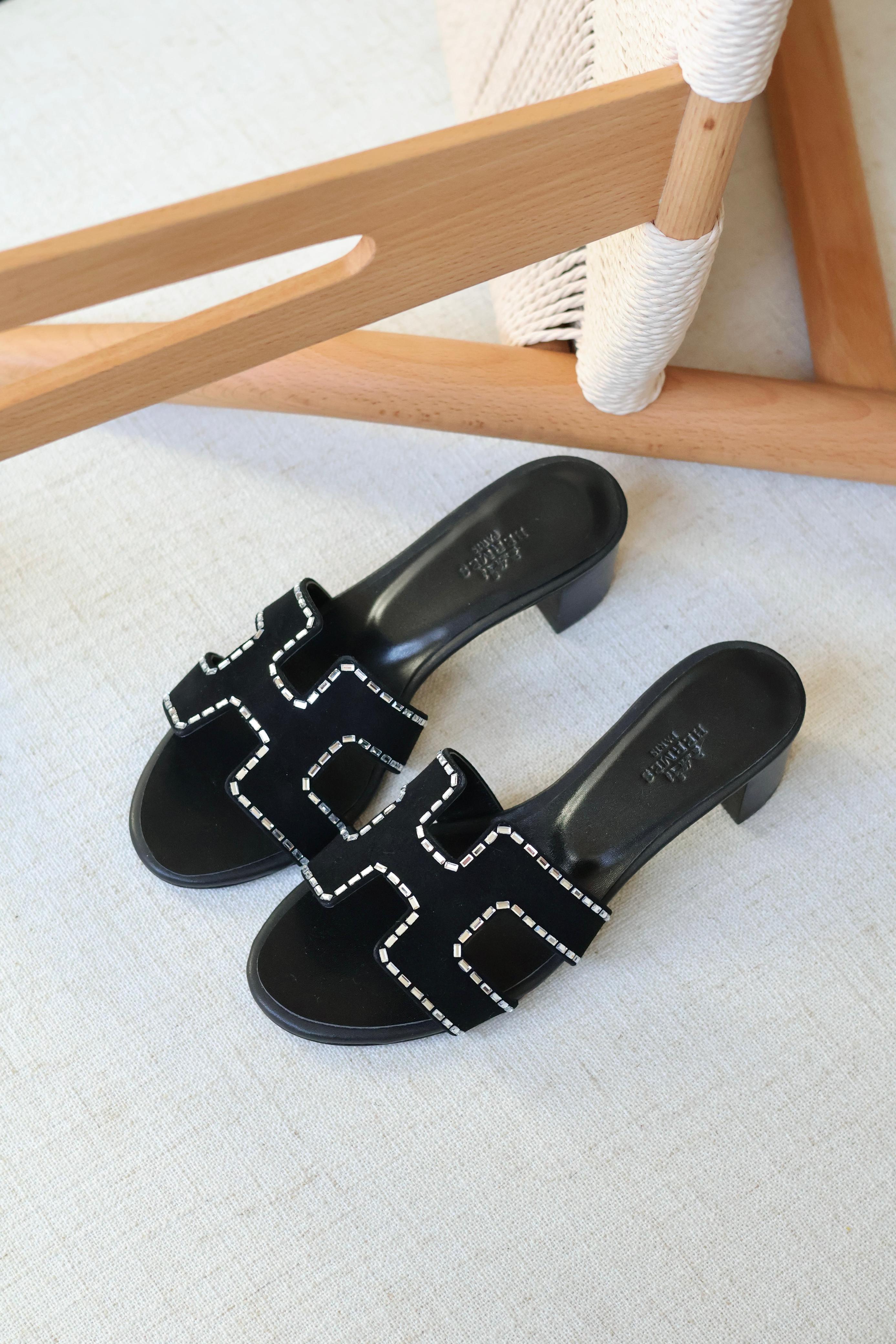 HERMES ORAN HEEL