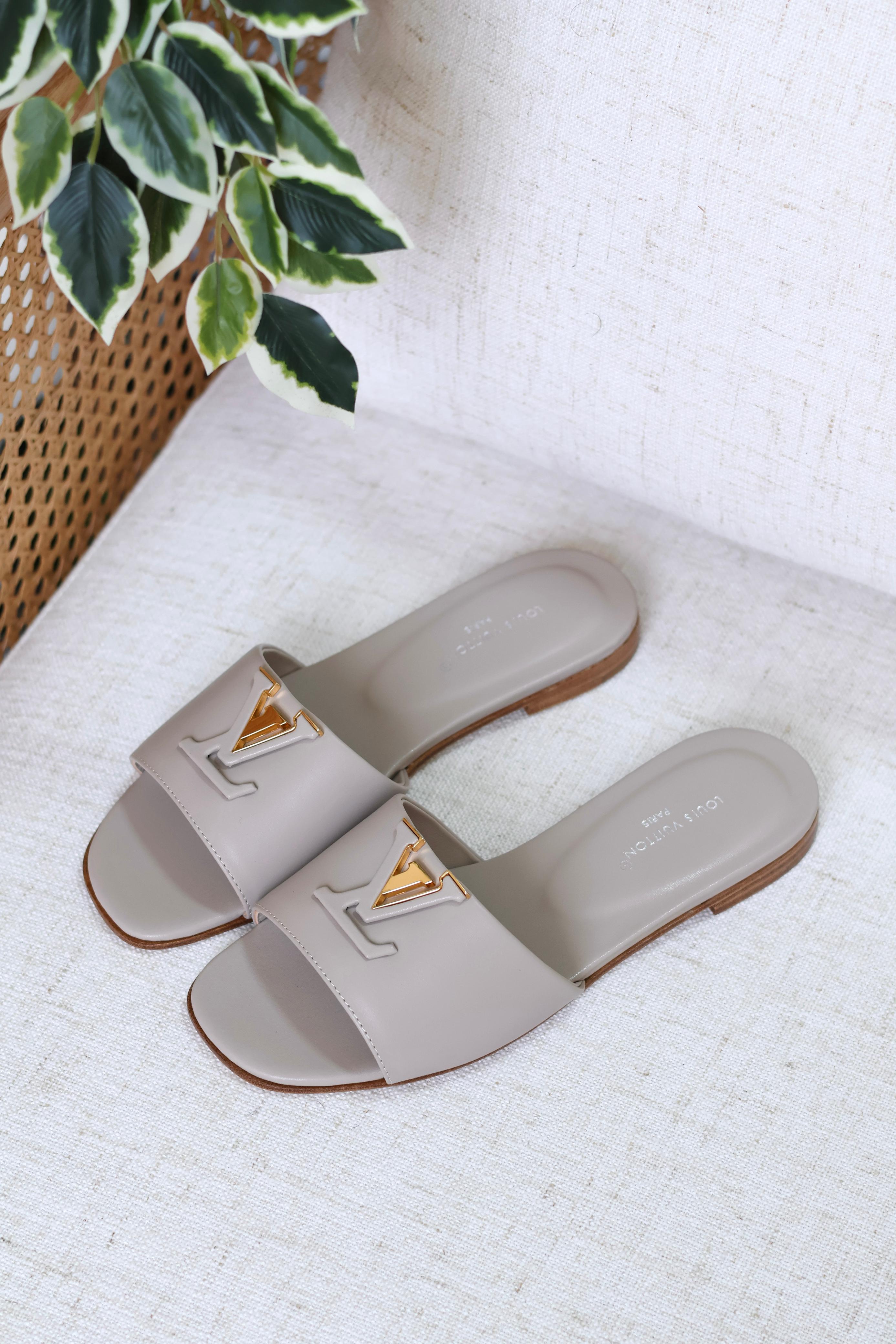 LOUIS VUITTON REVIVAL FLAT MULE