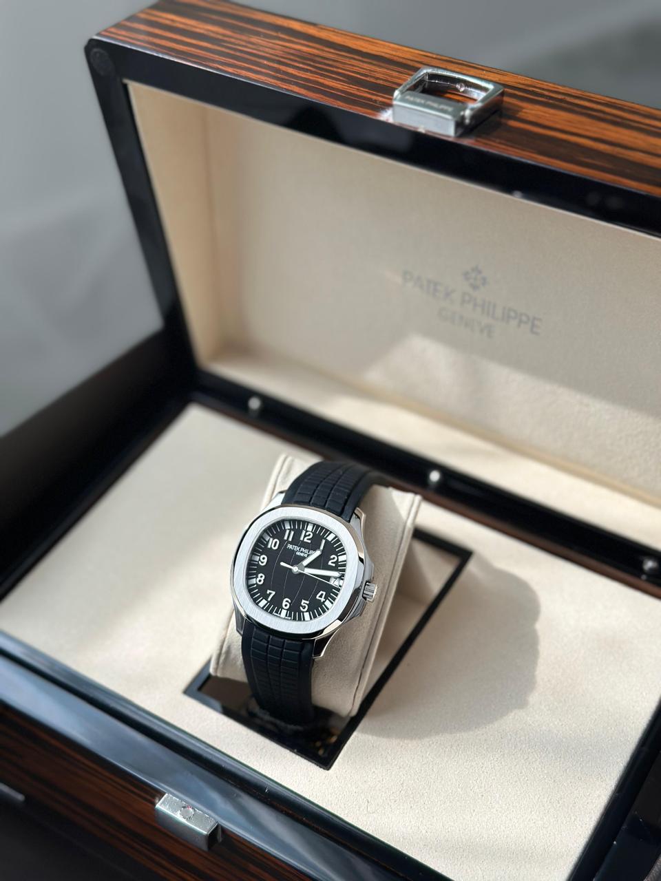 PATEK PHILIPPE AQUANAUT WATCH