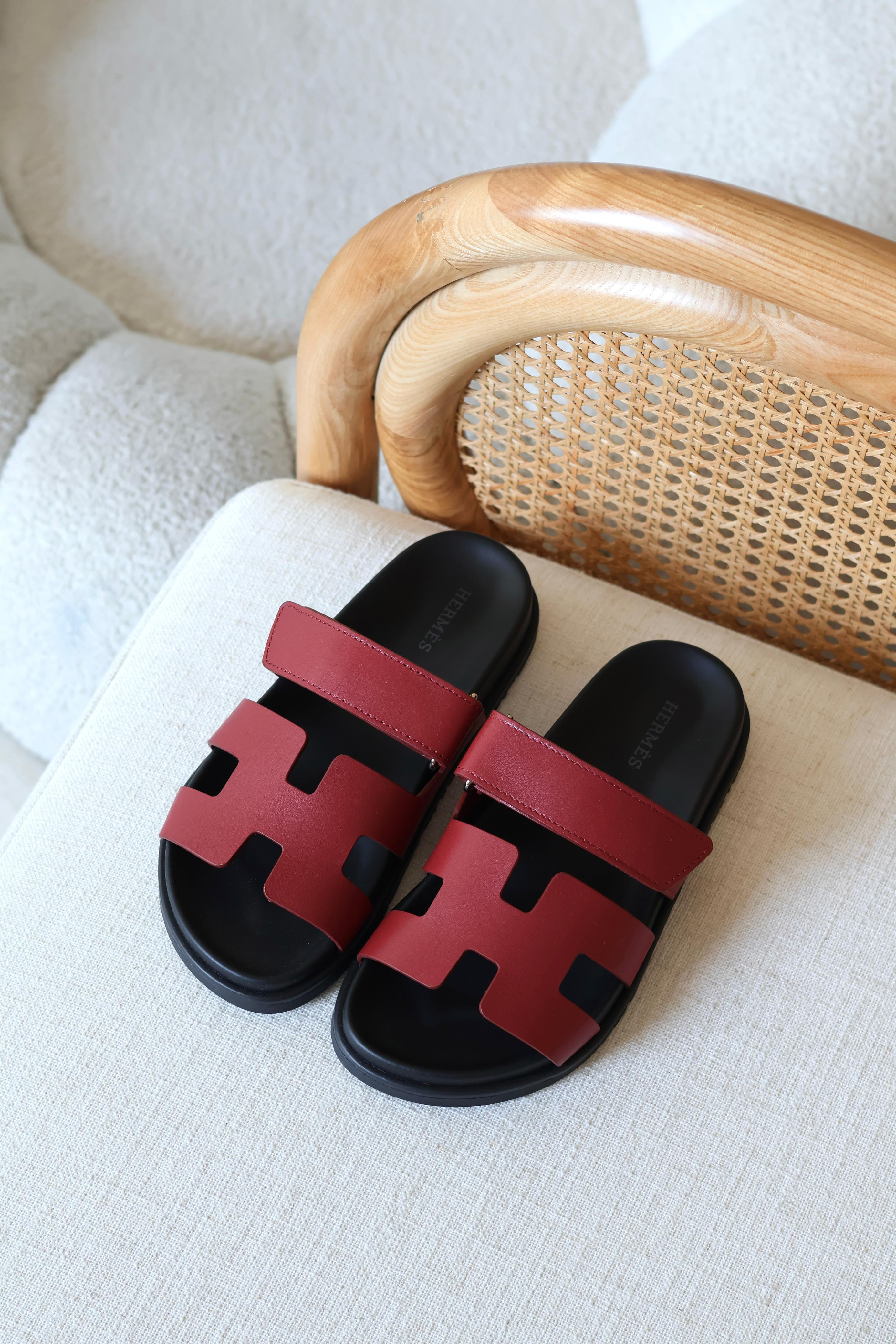 HERMES CHYPRE SANDAL CONTRAST