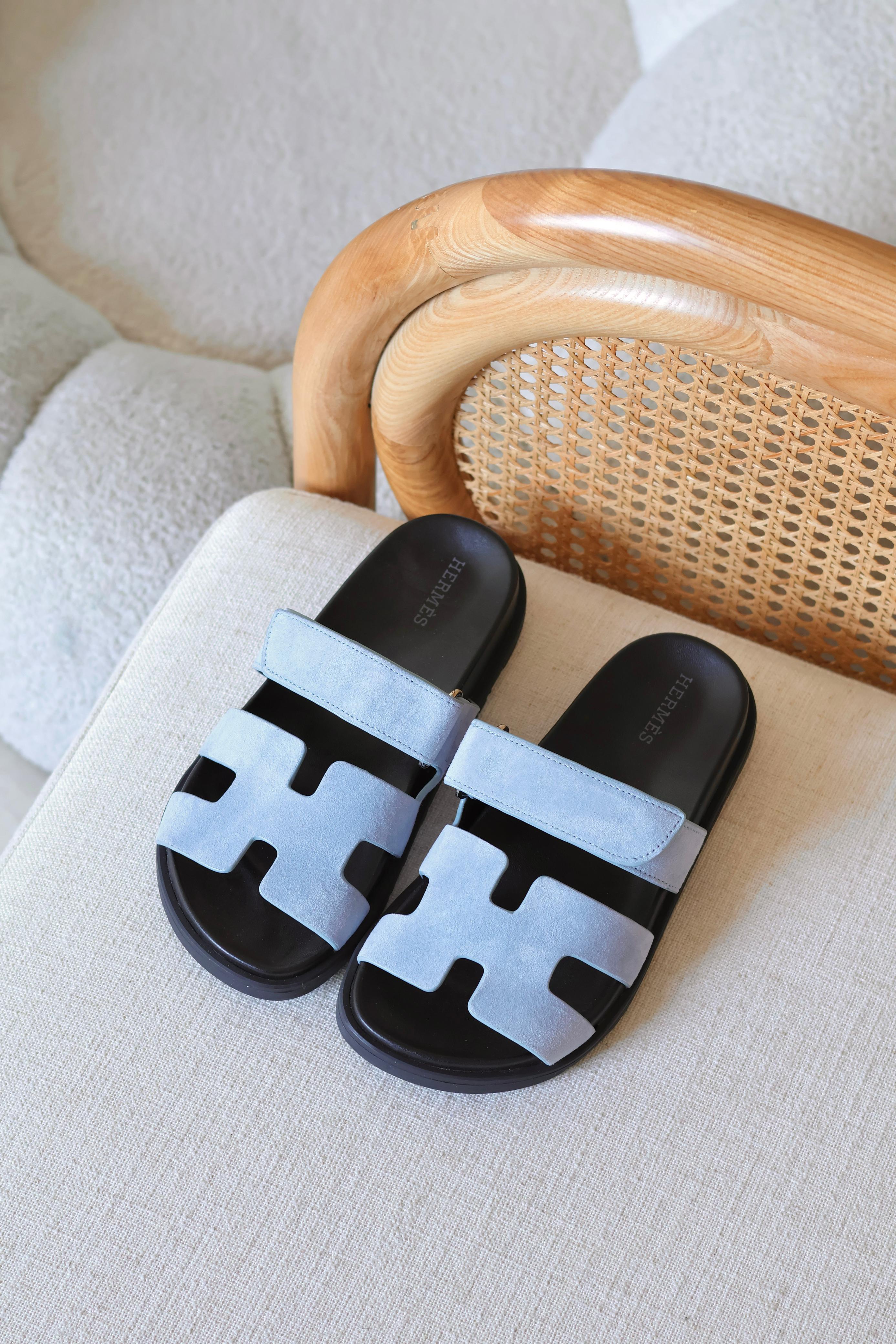 HERMES CHYPRE SANDAL CONTRAST