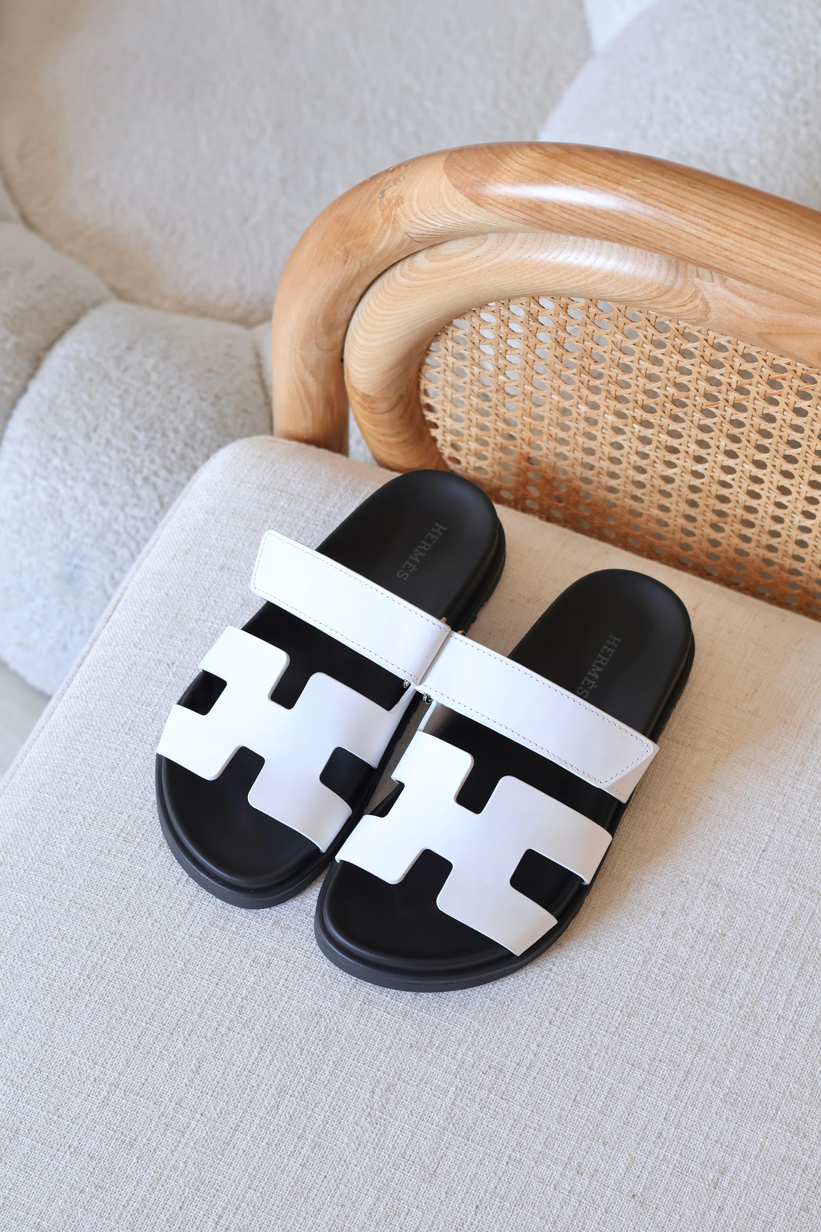 HERMES CHYPRE SANDAL CONTRAST