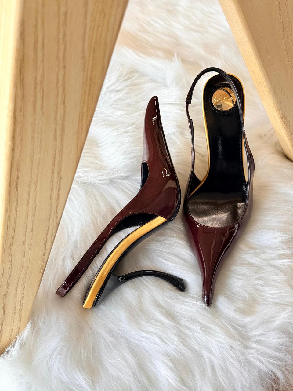 YSL ZOE 85 PATENT LEATHER PUMP