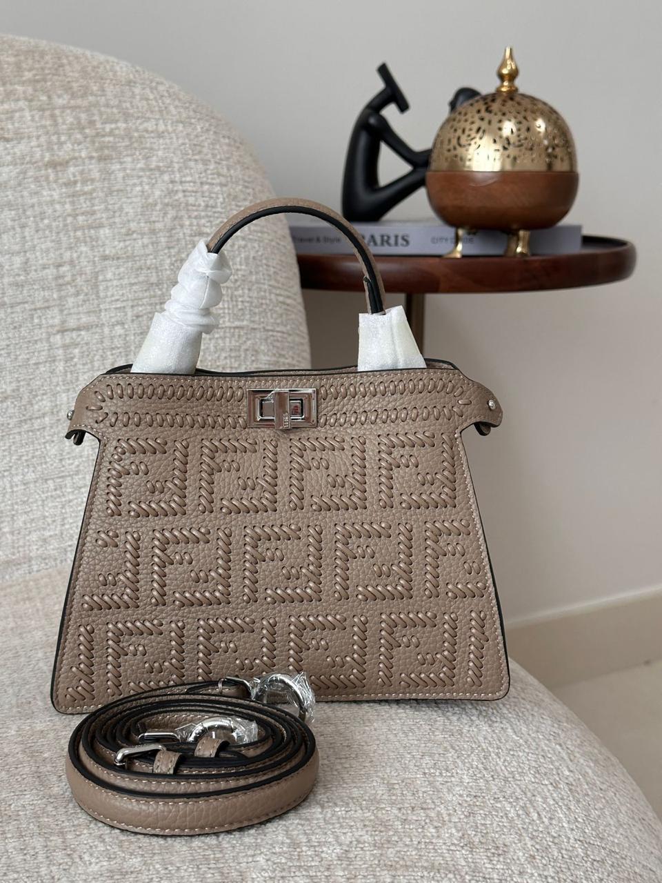 FENDI PEEKABOO ISEEU HANDBAG