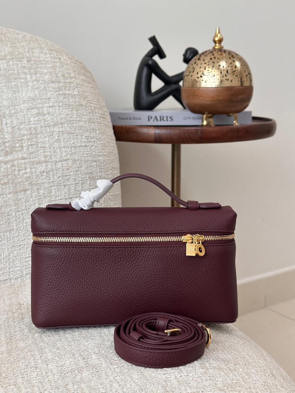 LORO PIANA EXTRA POCKET L19 HANDBAG