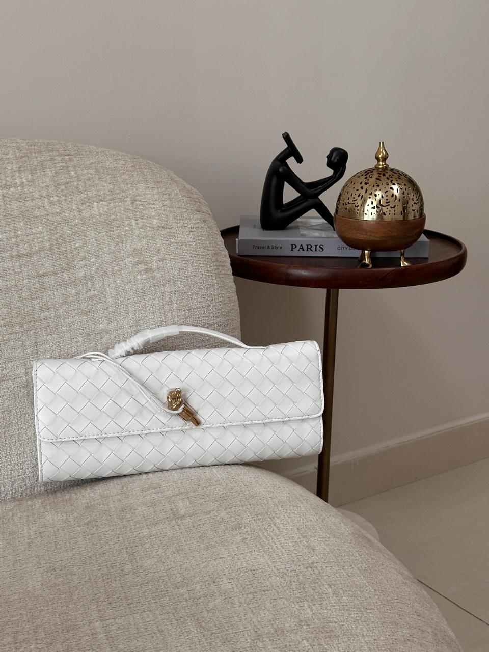 BOTTEGA VENETA ANDIAMO CLUTCH